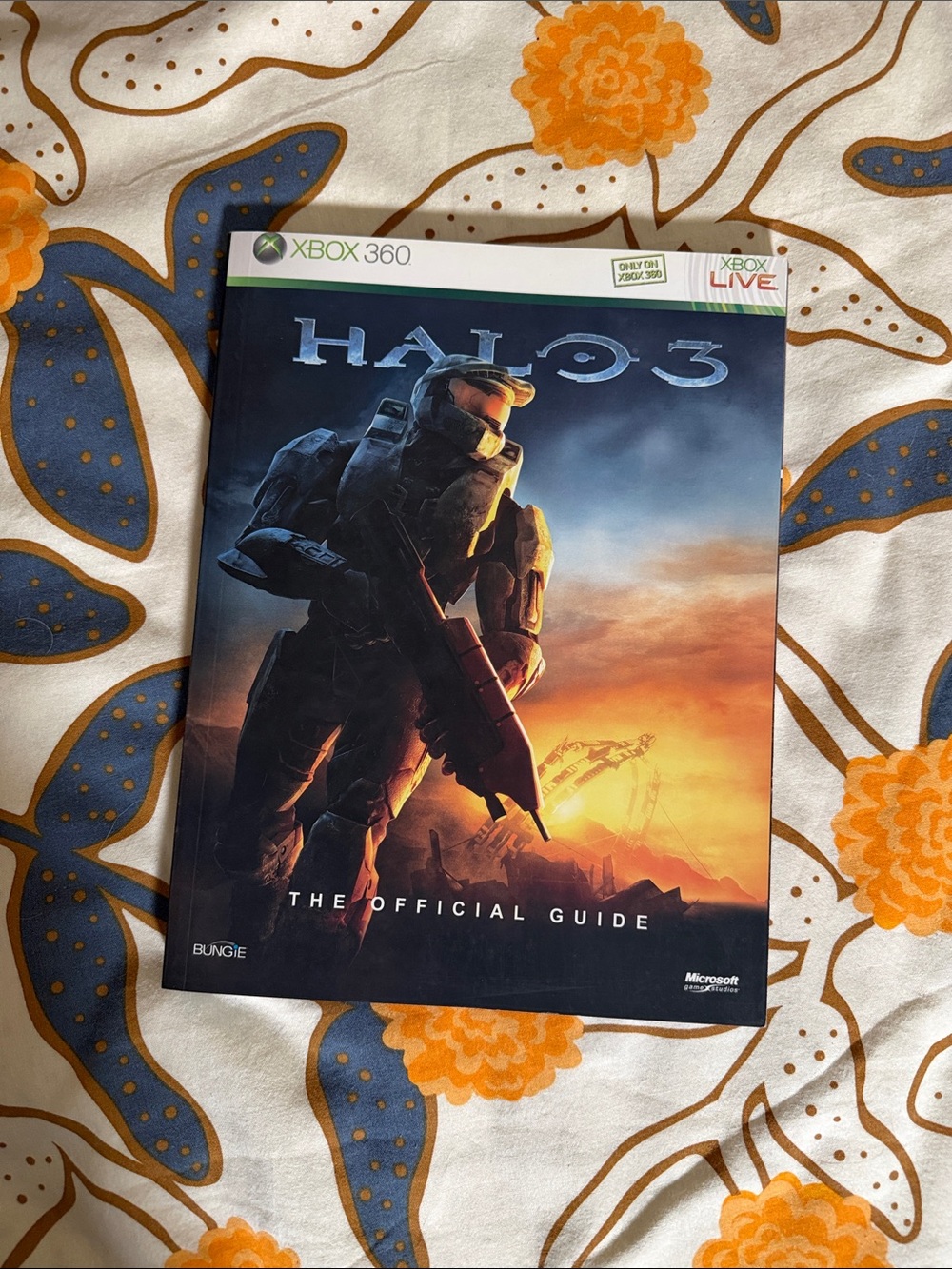 Microsoft Halo 3 Official Guide - Black, Orange, Blue Cover